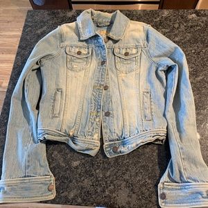 Abercrombie & Fitch Women’s Jean jacket